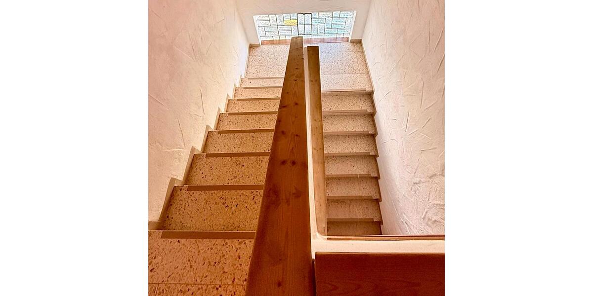 Etagenwohnung Krombach - 4.5 Zimmer, 150 m&sup2;, 1.310&euro; | Angebot:25945324