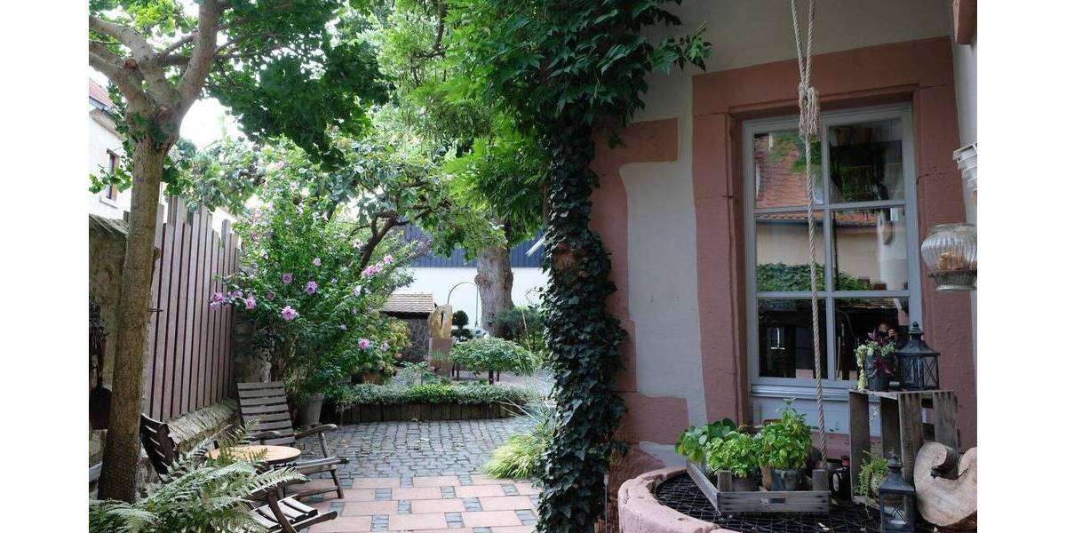 Doppelhaushälfte Babenhausen - 7 Zimmer, 240 m&sup2;, 695.000&euro; | Angebot:25779400