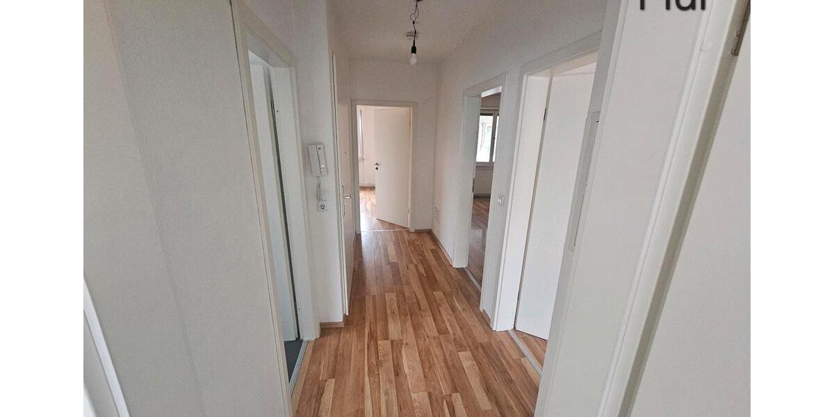 Etagenwohnung Sulzbach (Taunus) - 3 Zimmer, 80 m&sup2;, 1.150&euro; | Angebot:25824544