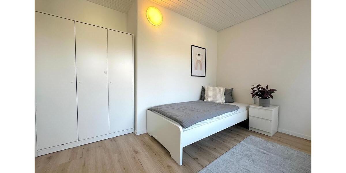 Etagenwohnung Frankfurt am Main Nord-West - 1 Zimmer, 30 m&sup2;, 570&euro; | Angebot:24815527