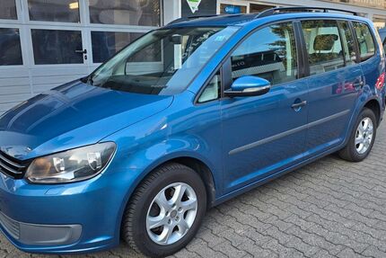 VW Touran 172.410 km 6.490 &euro; Frankfurt 60489