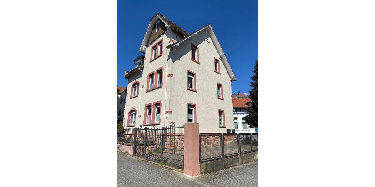 Mehrfamilienhaus, Wohnhaus Frankfurt am Main Bergen-Enkheim - 10 Zimmer, 210 m&sup2;, 740.000&euro; | Angebot:26201115