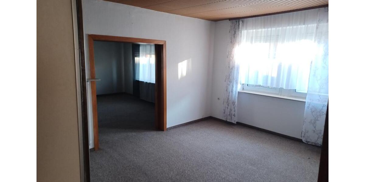 Einfamilienhaus Oberursel (Taunus) - 8 Zimmer, 200 m&sup2;, 1.499.999&euro; | Angebot:22109884