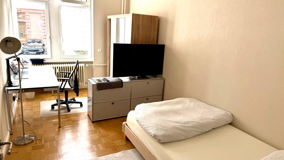 Erdgeschoßwohnung Frankfurt am Main Nordend Ost - 1 Zimmer, 38 m&sup2;, 1.000&euro; | Angebot:25722467