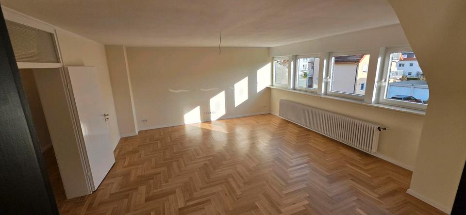 Etagenwohnung Rodgau - 3 Zimmer, 95 m&sup2;, 1.250&euro; | Angebot:25403327