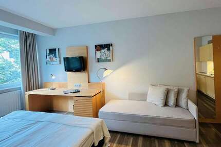 Zimmer Frankfurt am Main Westend Süd - 1 Zimmer, 1.600&euro; | Angebot:25530516