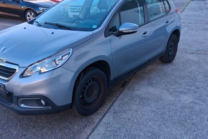 Peugeot 2008 135.196 km 2.799 &euro; Frankfurt am Main 60388