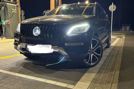 Mercedes-Benz ML 350 193.000 km 13.700 &euro; Goldbach 63773