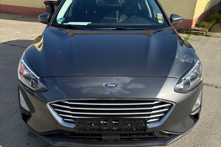 Ford Focus 88.000 km 10.699 &euro; Rosbach 61191