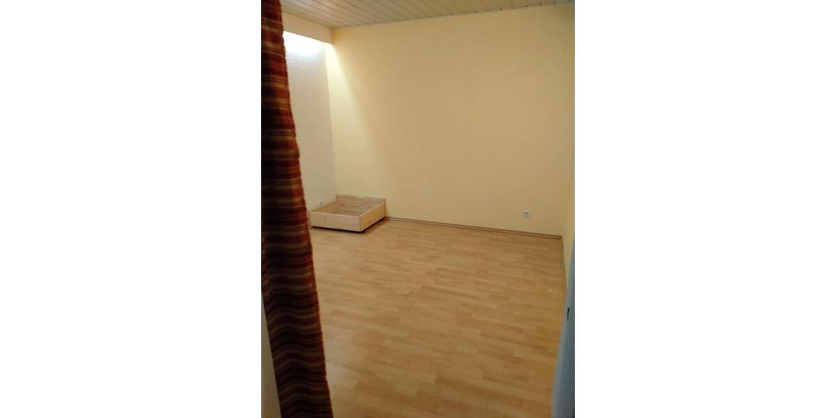 Etagenwohnung Frankfurt am Main Gallus - 2.5 Zimmer, 70 m&sup2;, 690&euro; | Angebot:25906710