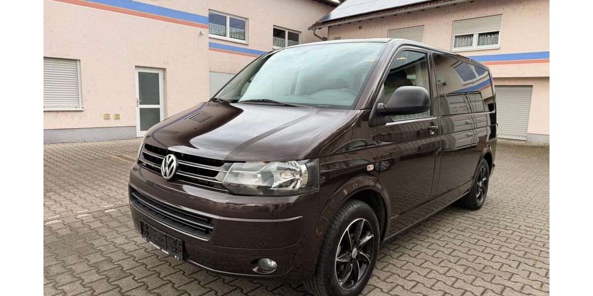 VW T5 Transporter 228.000 km 17.800 &euro; Nidderau 61130