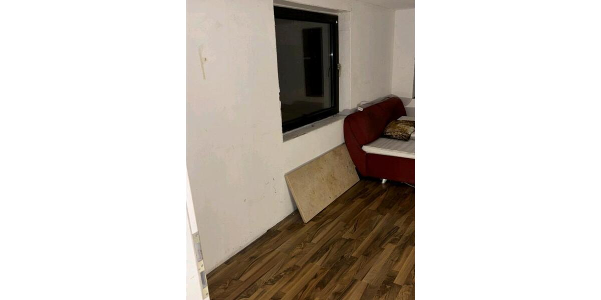 Etagenwohnung Gelnhausen - 3 Zimmer, 100 m&sup2;, 799&euro; | Angebot:24842903