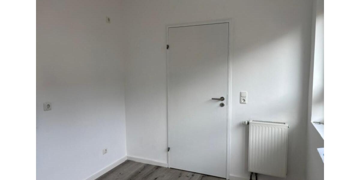 Reihenhaus Frankfurt am Main Bonames - 4.5 Zimmer, 138 m&sup2;, 2.000&euro; | Angebot:25429521