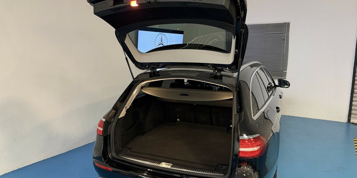 Mercedes-Benz E 400 d Kombi 4Matic Leder/Panorama/LED 155.900 km 26.900 &euro; Dreieich 63303