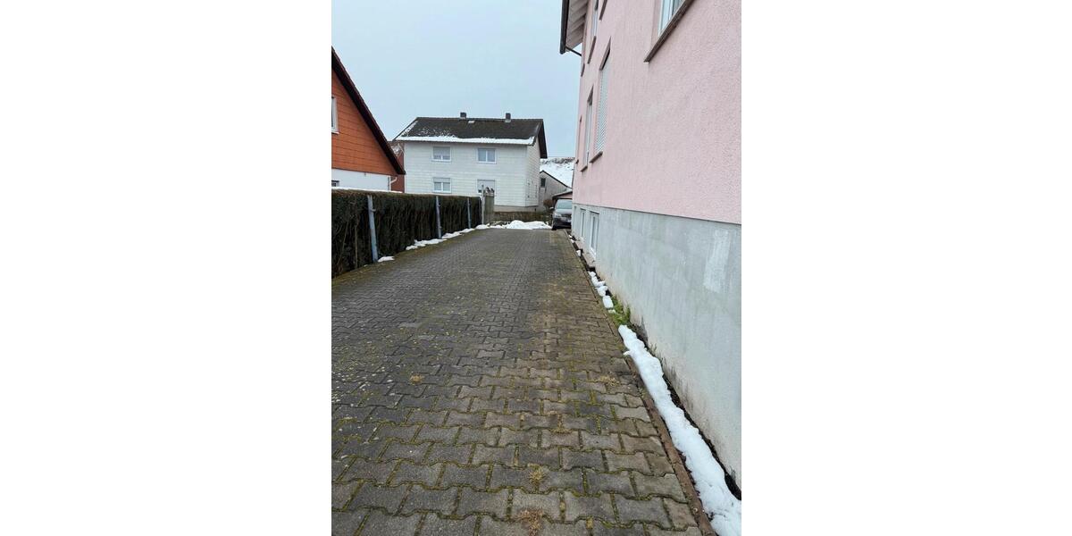 Etagenwohnung Büdingen - 2 Zimmer, 93 m&sup2;, 700&euro; | Angebot:26084587