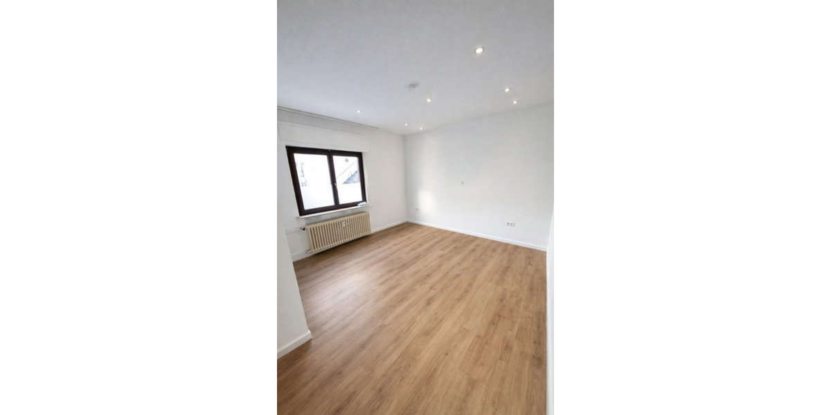 Erdgeschoßwohnung Offenbach am Main Bürgel - 2.5 Zimmer, 72 m&sup2;, 1.000&euro; | Angebot:25403295