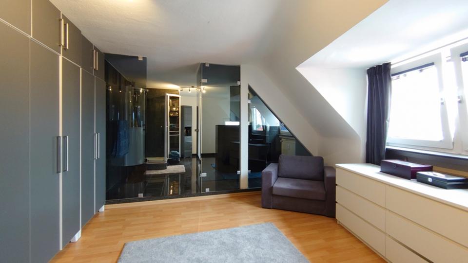 Maisonettenwohnung Langen (Hessen) - 5 Zimmer, 260 m&sup2;, 1.300&euro; | Angebot:25920469