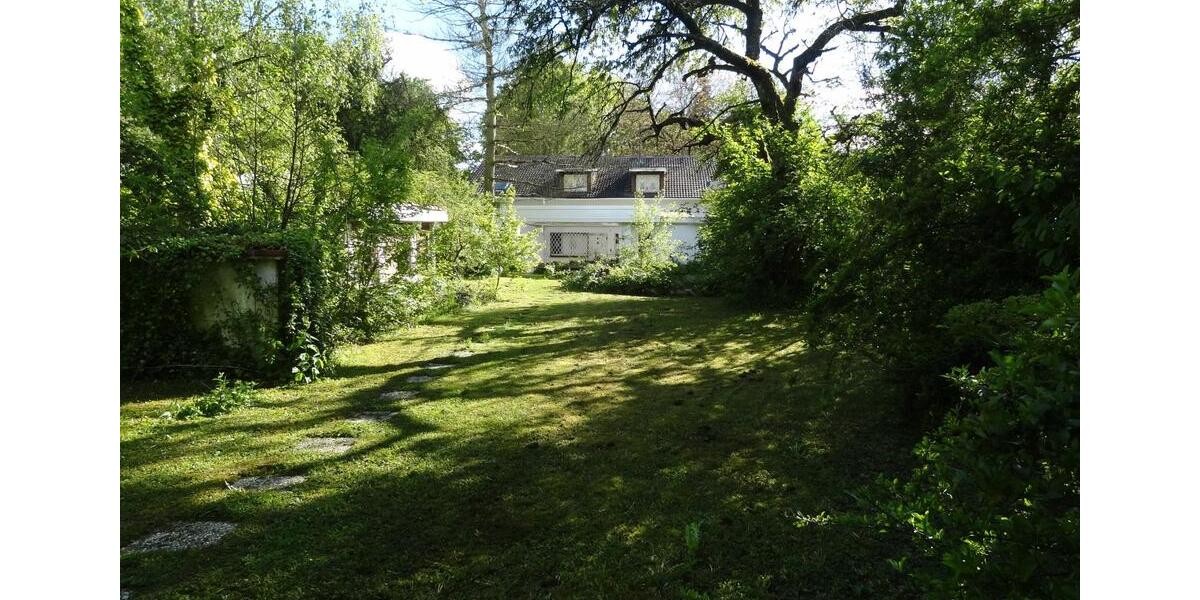 Einfamilienhaus Frankfurt am Main Sossenheim - 14 Zimmer, 320 m&sup2;, 1.850.000&euro; | Angebot:26903082
