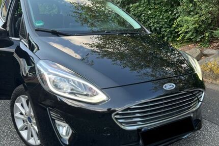Ford Fiesta 105.900 km 7.800 &euro; Steinbach 61449