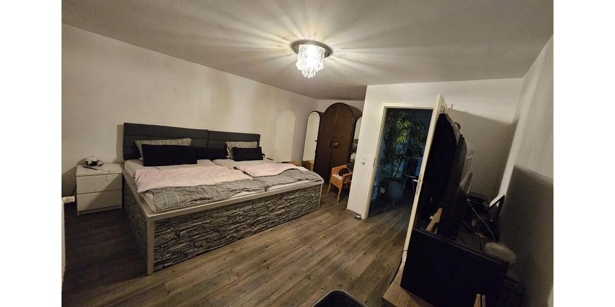 Erdgeschoßwohnung Gründau - 3 Zimmer, 120 m&sup2;, 1.300&euro; | Angebot:25179922