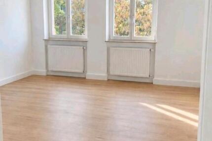 Wohnung Aschaffenburg Österreicher Kolonie - 4 Zimmer, 114 m&sup2;, 1.425&euro; | Angebot:27576967