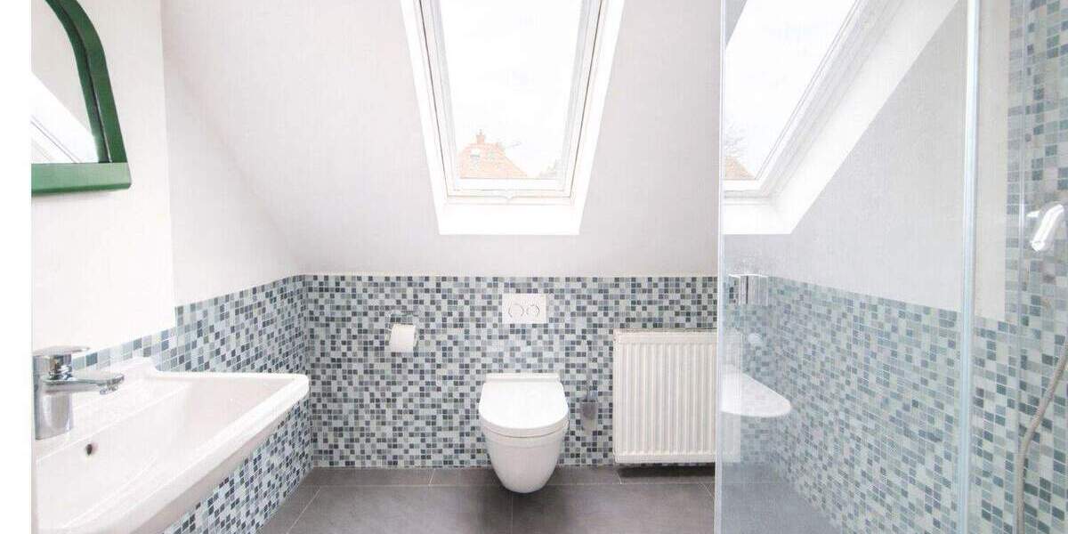 Einfamilienhaus Frankfurt am Main Praunheim - 8 Zimmer, 256 m&sup2;, 1.290.000&euro; | Angebot:25796118