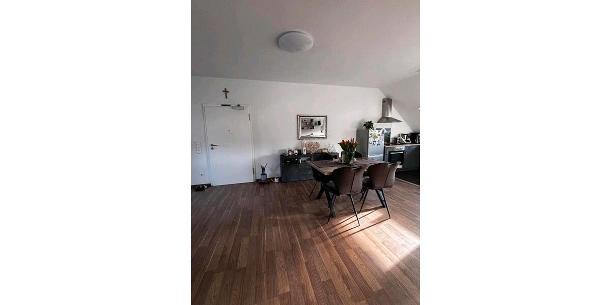 Dachgeschoßwohnung Schöllkrippen - 3 Zimmer, 85 m&sup2;, 900&euro; | Angebot:25407929