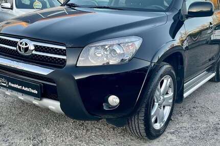 Toyota RAV 4 178.312 km 8.900 &euro; Frankfurt am Main 60386
