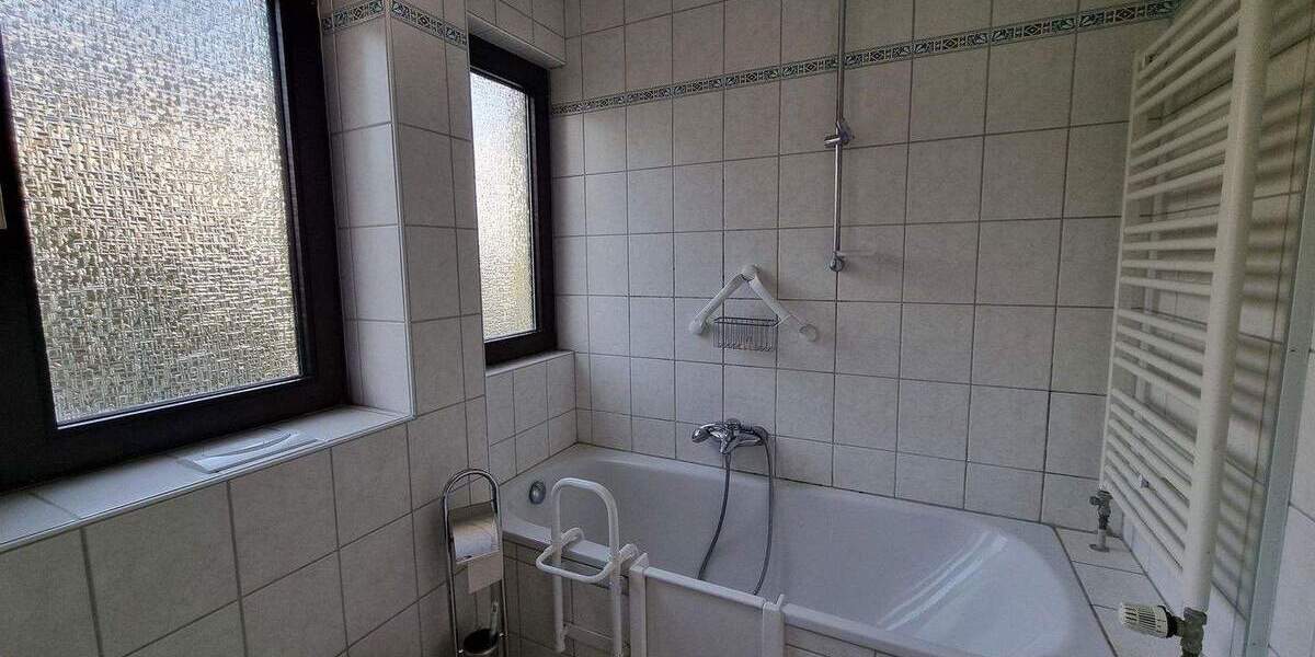 Einfamilienhaus Kronberg im Taunus Kronberg - 1 Zimmer, 200 m&sup2;, 1.100.000&euro; | Angebot:25712019