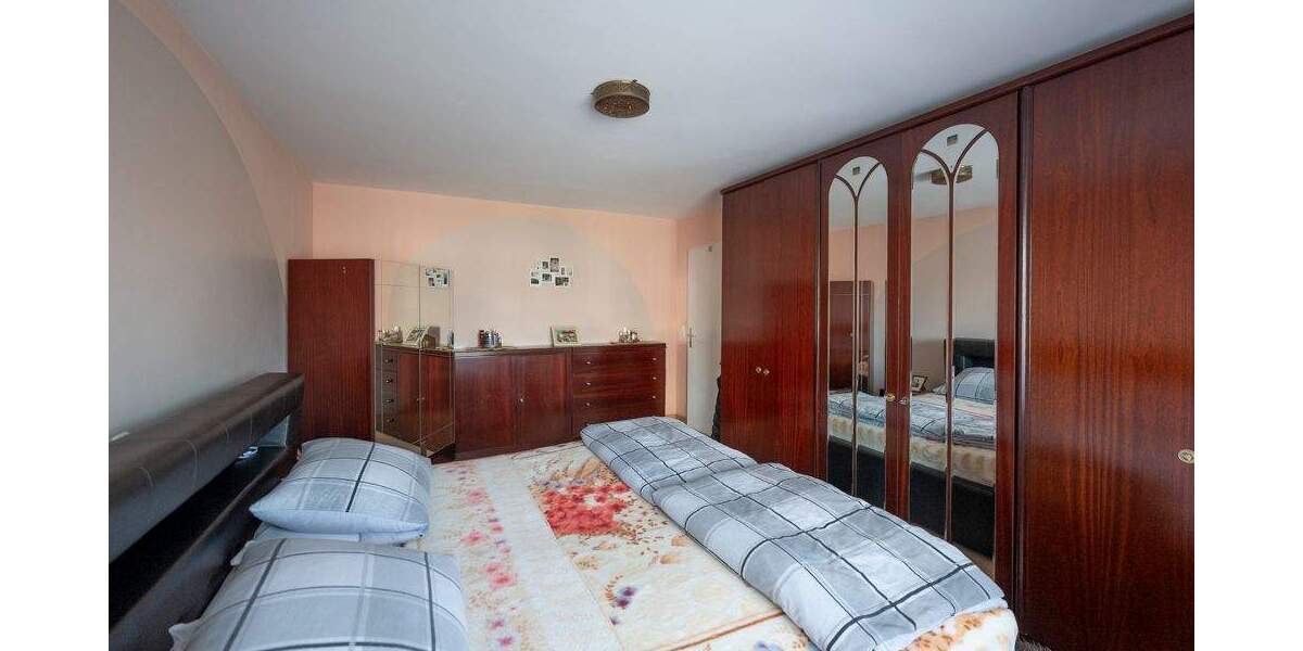 Reihenendhaus Neu-Isenburg Isenburg - 6 Zimmer, 142 m&sup2;, 674.000&euro; | Angebot:25685368