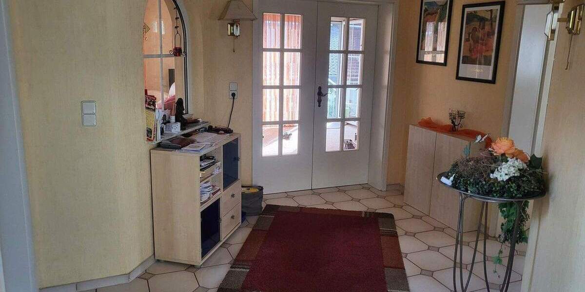 Einfamilienhaus Hasselroth Neuenhaßlau - 4 Zimmer, 159 m&sup2;, 630.000&euro; | Angebot:25657426