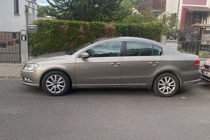 VW Passat 132.000 km 9.000 &euro; Dietzenbach 63128