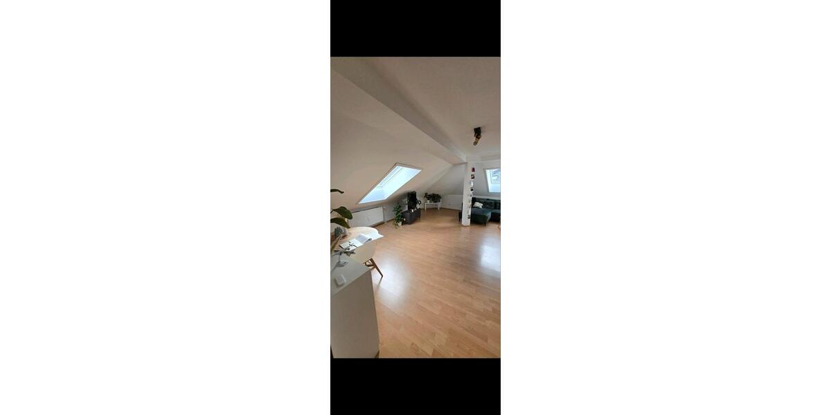 Dachgeschoßwohnung Offenbach am Main Buchrain - 3 Zimmer, 75 m&sup2;, 820&euro; | Angebot:25950854