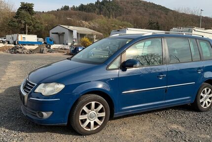 VW Touran 287.279 km 1.350 &euro; Biebergemünd-Kassel 63599