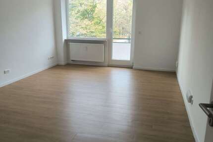 Wohnung Frankfurt am Main Nordend Ost - 2 Zimmer, 74 m&sup2;, 1.250&euro; | Angebot:24028233