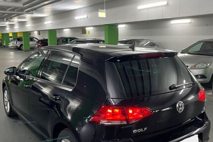 VW Golf 160.000 km 9.900 &euro; Frankfurt am Main 60385