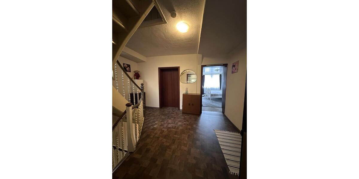 Einfamilienhaus Ortenberg - 5 Zimmer, 170 m&sup2;, 145.000&euro; | Angebot:23297407