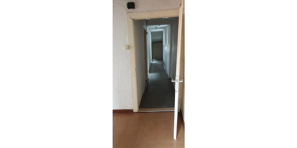 Reihenhaus Frankfurt am Main Niederrad - 10 Zimmer, 137 m&sup2;, 58.000&euro; | Angebot:16960480