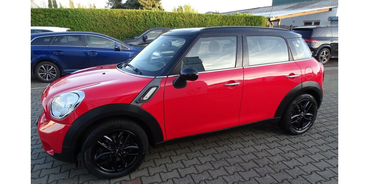 Mini Cooper SD Countryman All4 Cooper SD All4 Automatik 154.582 km 7.990 &euro; Rodgau 63110