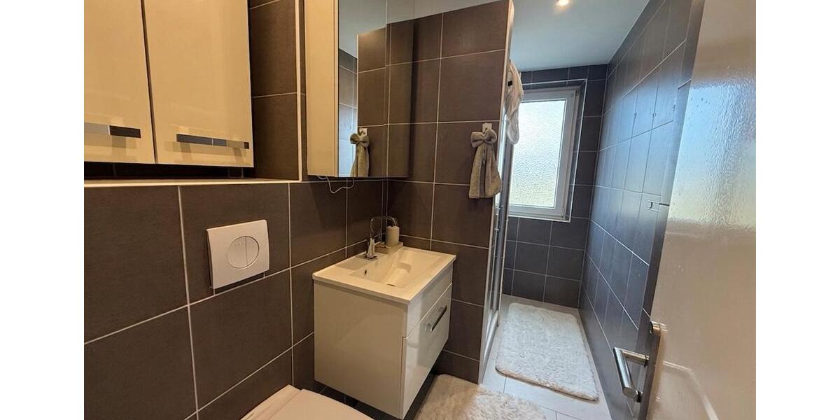 Etagenwohnung Schwalbach am Taunus - 4 Zimmer, 84 m&sup2;, 345.000&euro; | Angebot:26023189