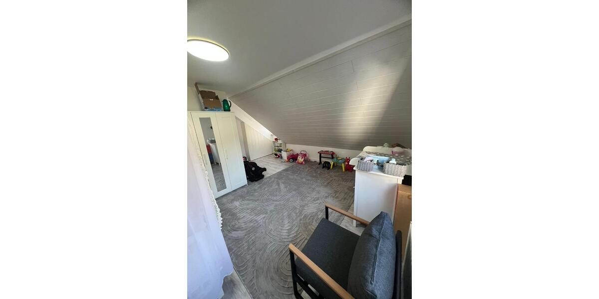 Reihenhaus Mömbris - 5 Zimmer, 175 m&sup2;, 420.000&euro; | Angebot:23808954