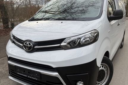Toyota Proace (Verso) 14.000 km 23.890 &euro; Stockstadt 63811