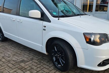 Dodge Grand Caravan 193.709 km 11.900 &euro; Erlensee 63526