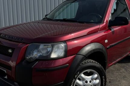 Land Rover Freelander 159.000 km 4.900 &euro; Limeshain 63674