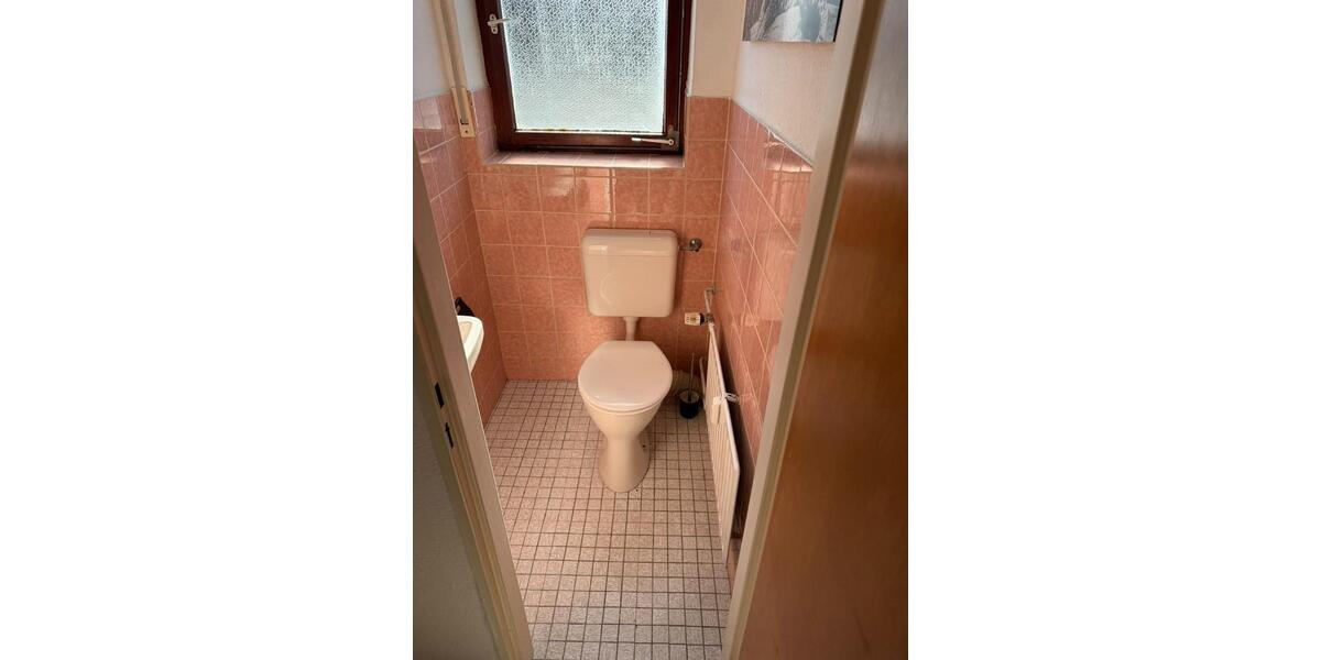 Etagenwohnung Rödermark - 3 Zimmer, 100 m&sup2;, 1.150&euro; | Angebot:27583823
