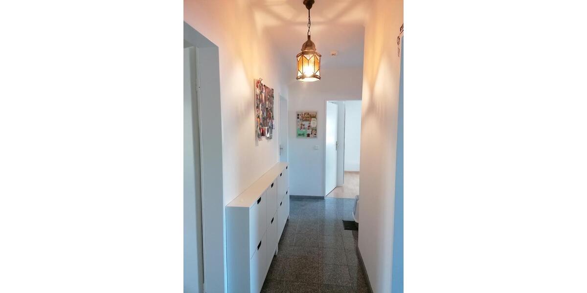 Dachgeschoßwohnung Büdingen - 3 Zimmer, 67 m&sup2;, 650&euro; | Angebot:25944224