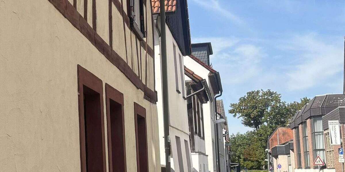 Einfamilienhaus Offenbach Bürgel - 8 Zimmer, 173 m&sup2;, 495.000&euro; | Angebot:25703492