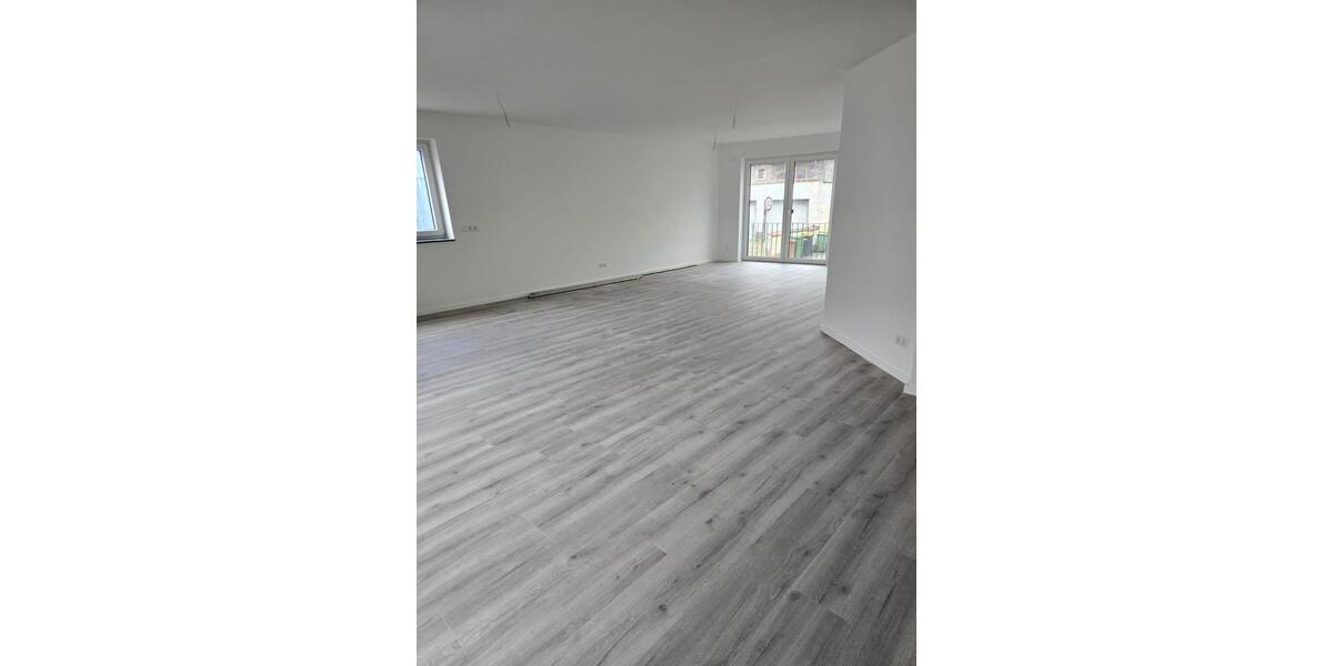 Erdgeschoßwohnung Langenselbold - 3 Zimmer, 124 m&sup2;, 1.500&euro; | Angebot:26531801