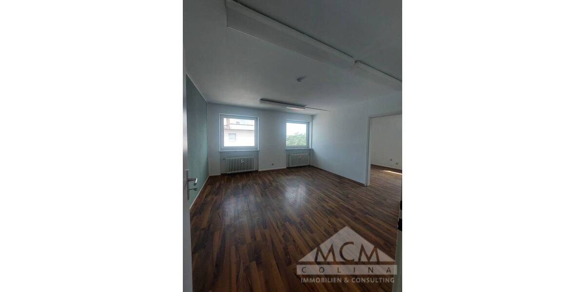 Gewerbeobjekt Frankfurt am Main Ostend - 5 Zimmer, 200 m&sup2;, 2.100&euro; | Angebot:25704447