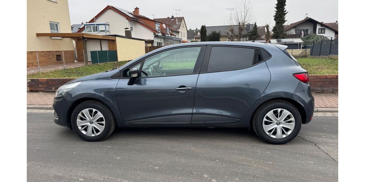 Renault Clio 62.749 km 7.999 &euro; Freigericht/ Somborn bei Frankfurt am Main 63579